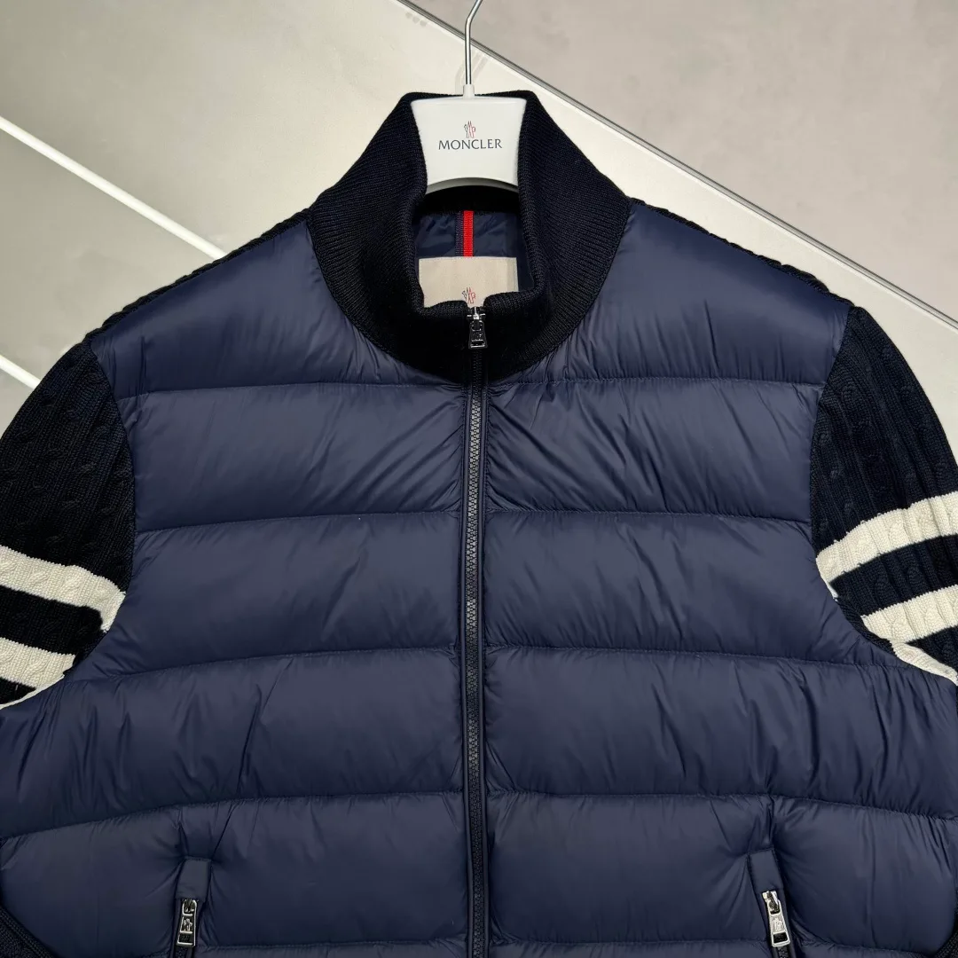 Куртки И Пуховики Мужские Moncler 17418478