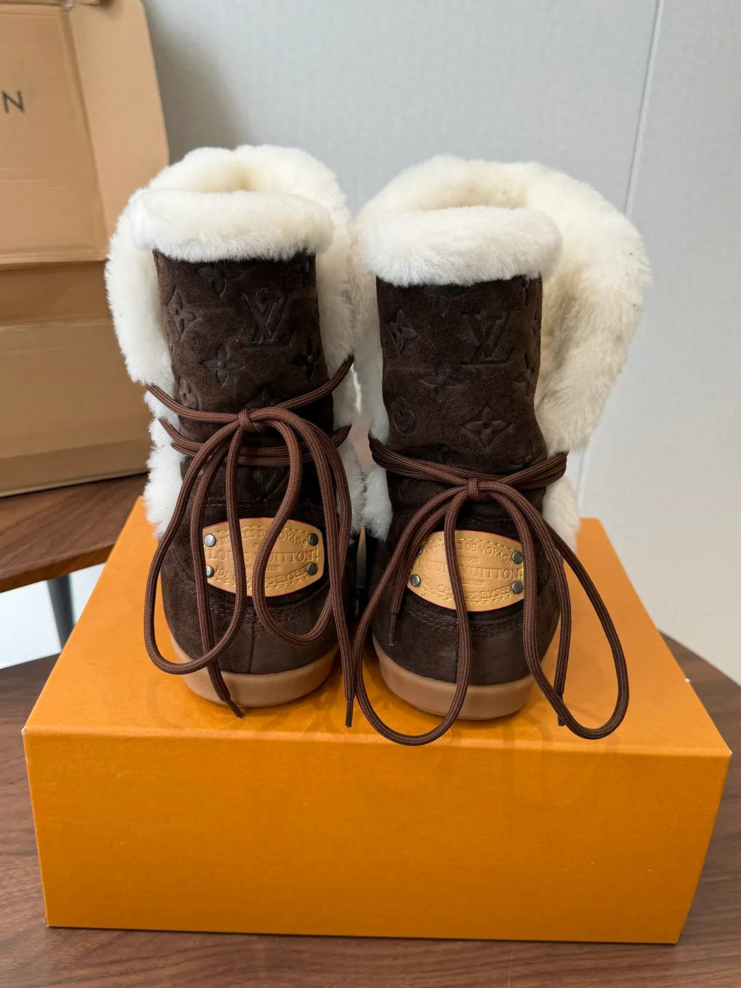 Угги Женские Louis Vuitton 18687418