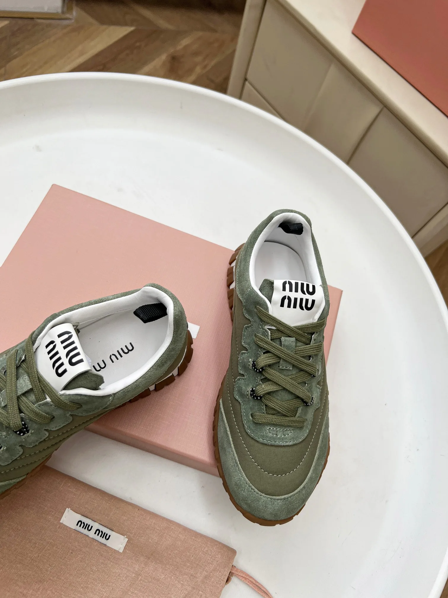 Кроссовки Женские Miu Miu 18787