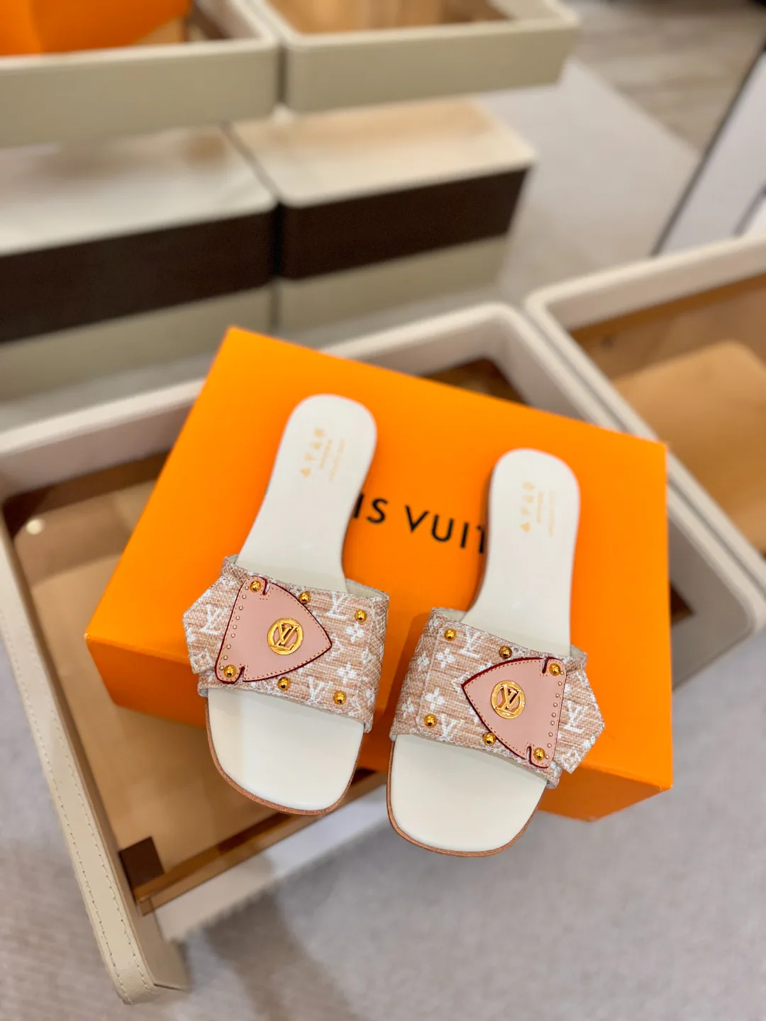 Сандалии Женские Louis Vuitton 11646769
