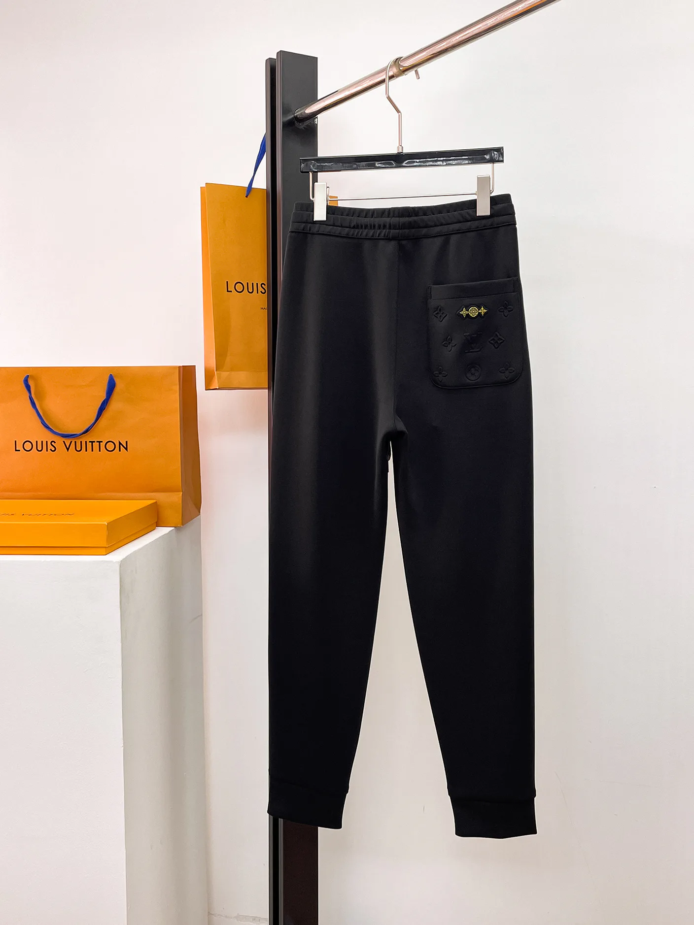 Брюки Женские Louis Vuitton 9526452