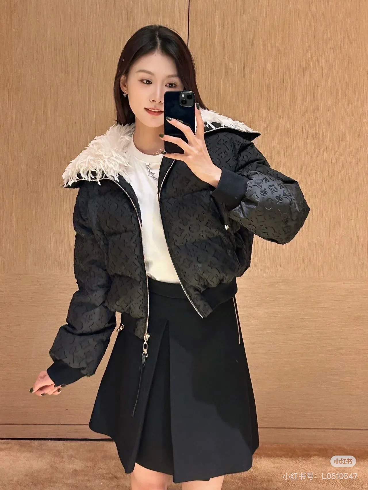 Куртки И Пуховики Женские Louis Vuitton 1021784