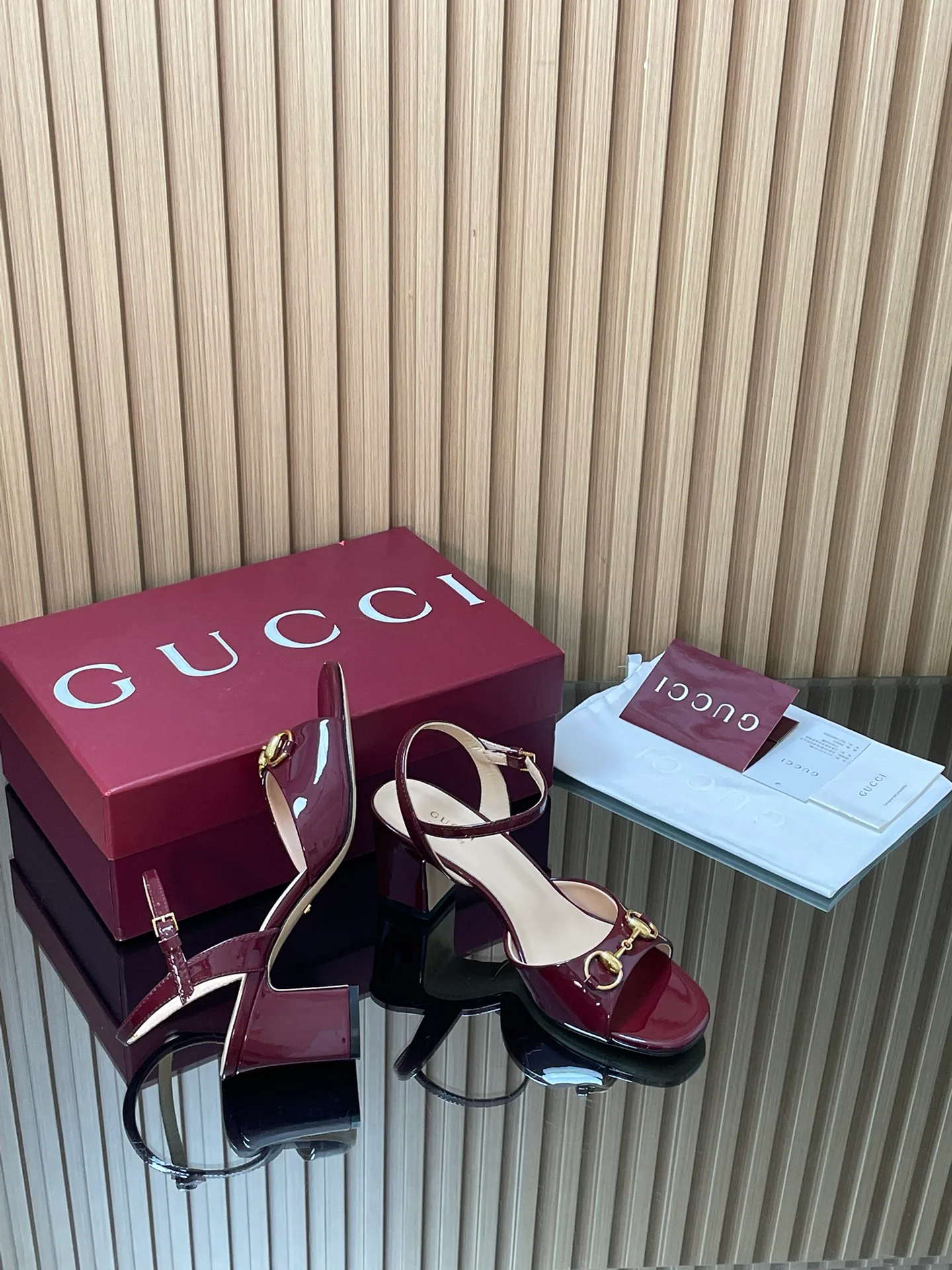 Босоножки Женские Gucci 11616294