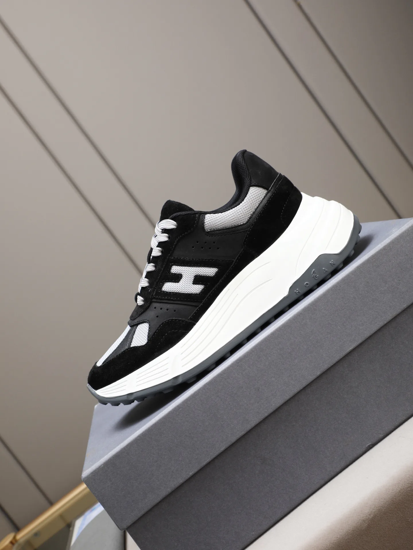 Кроссовки Женские Hogan 1277025