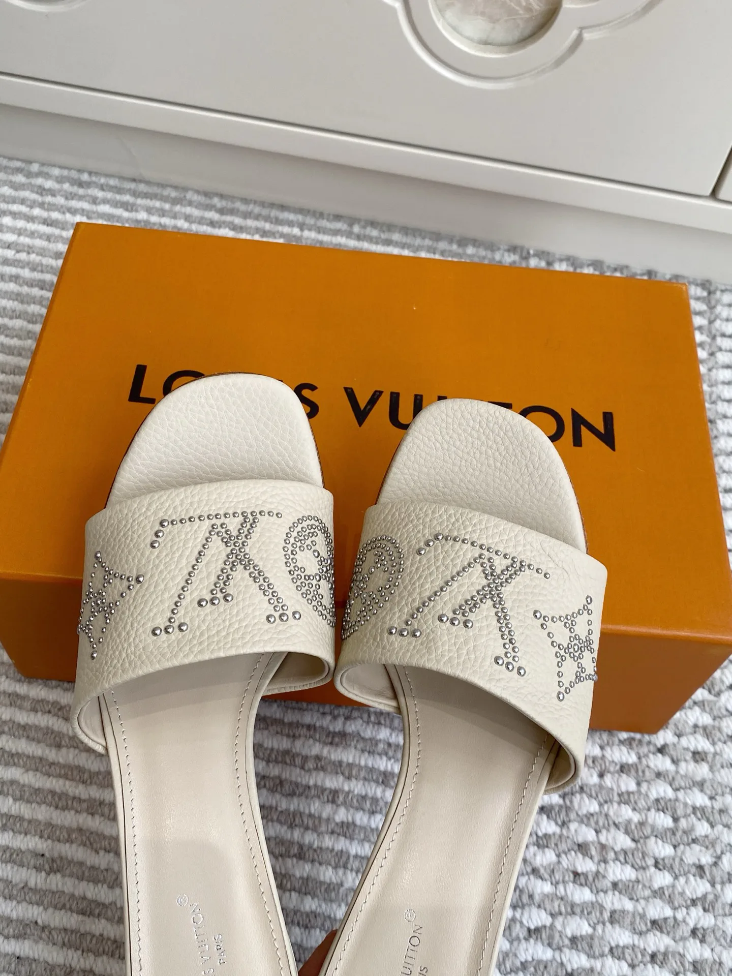 Сандалии Женские Louis Vuitton 13185494