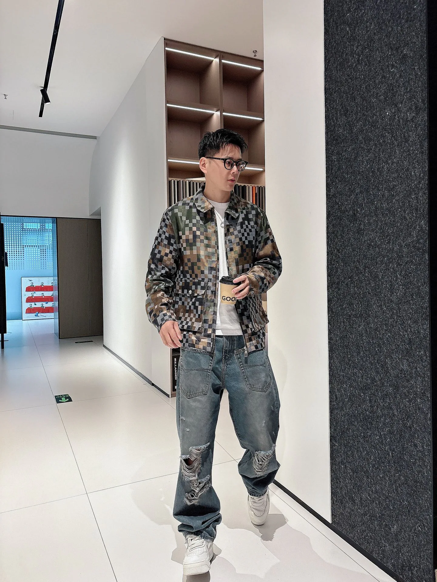 Куртки Женские Louis Vuitton Куртки Женские Louis Vuitton
