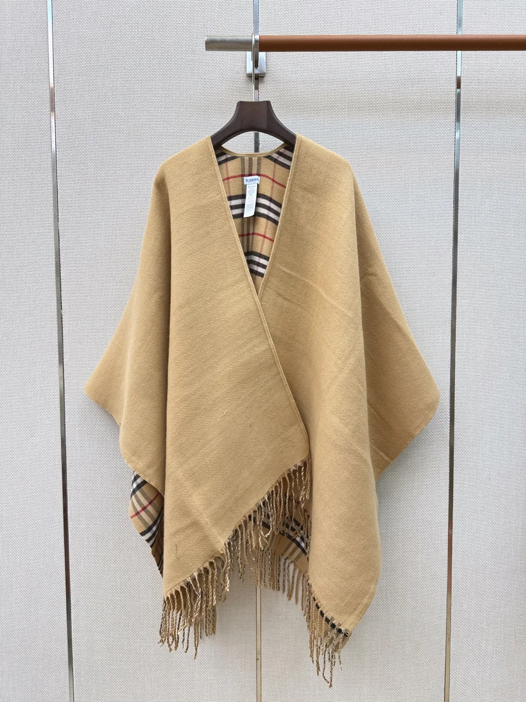 Шарфы Burberry 18032577