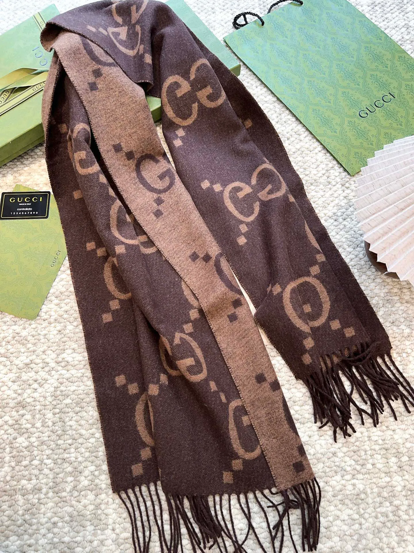 Шарфы Gucci 18105467