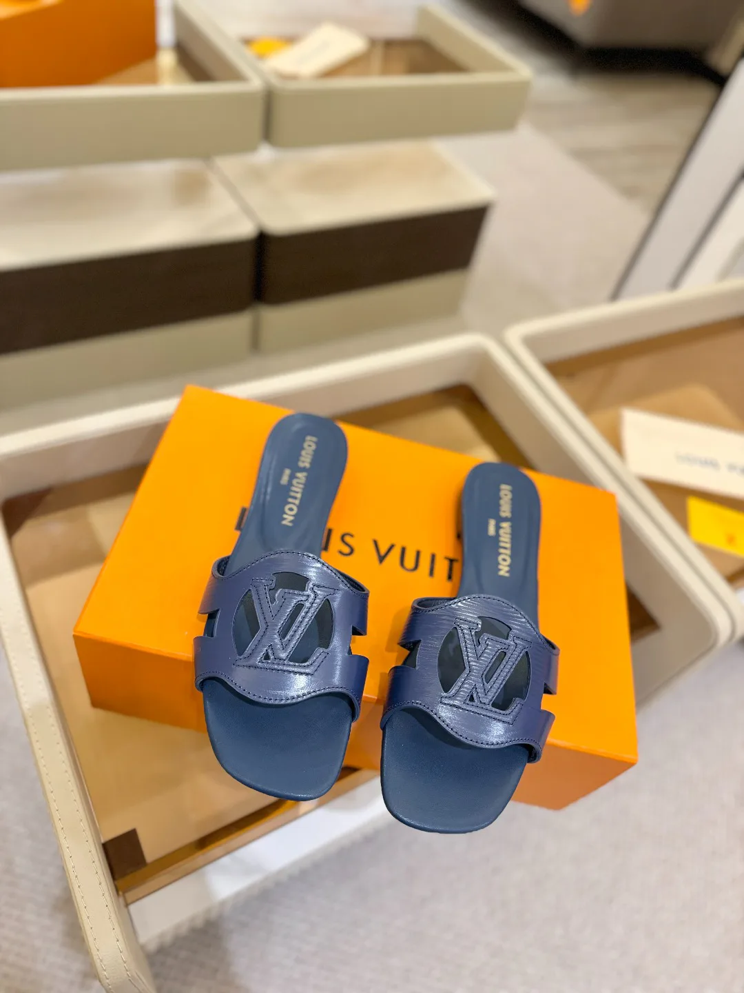 Сандалии Женские Louis Vuitton 9623525