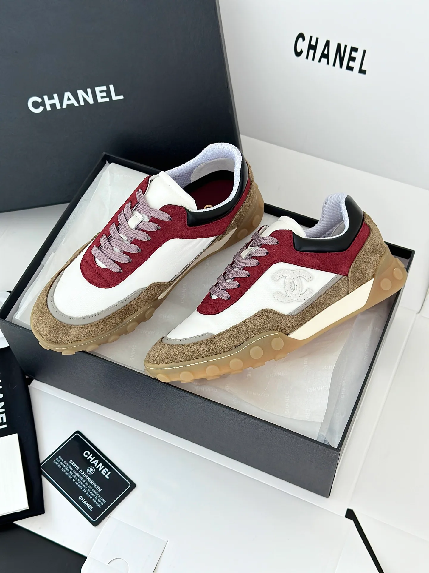 Кроссовки Женские Chanel 18764995