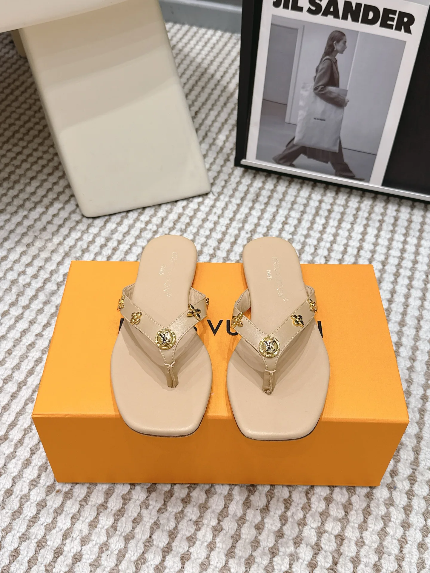 Шлепанцы Женские Louis Vuitton 14555371