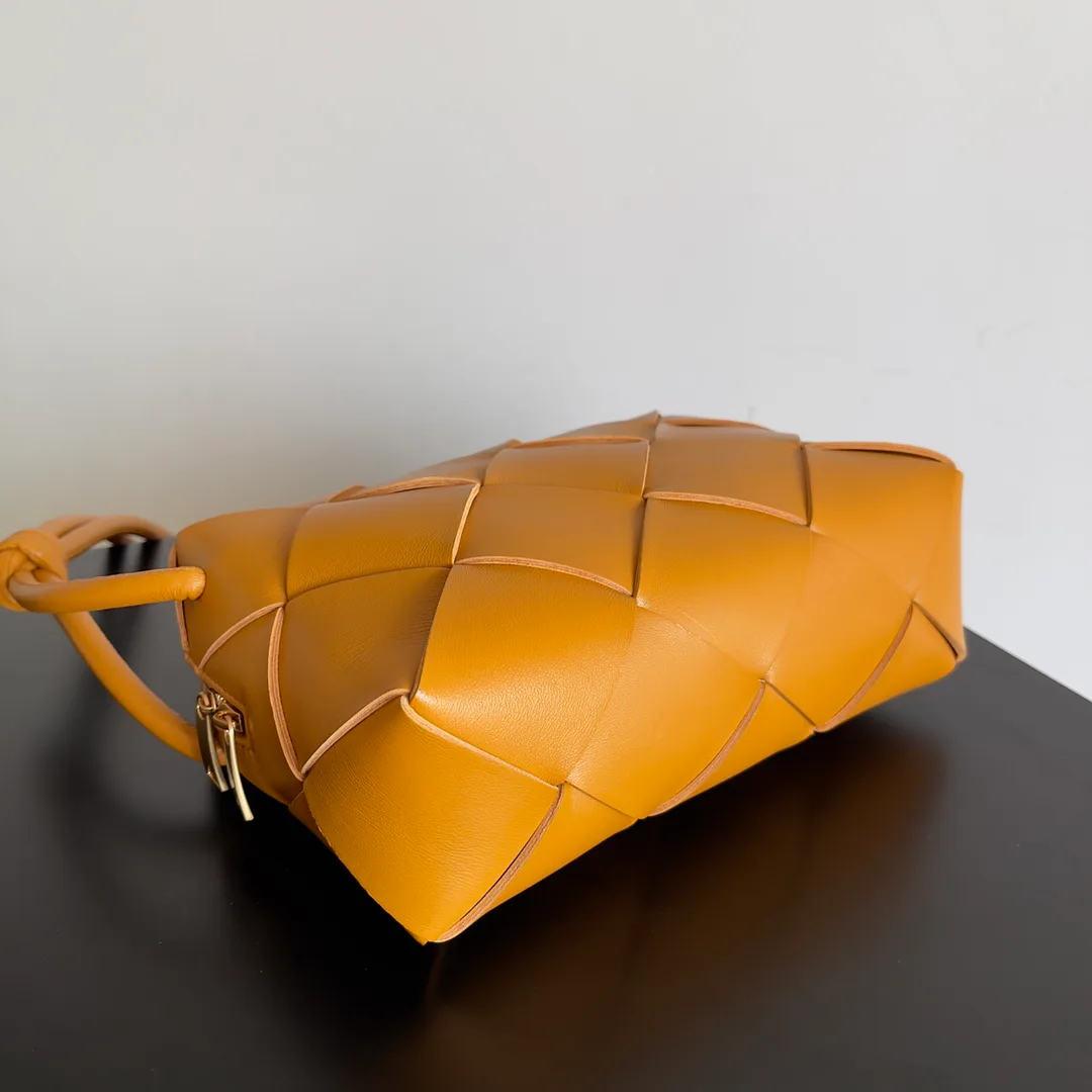 Классические Сумки Женские Bottega Veneta 17434818
