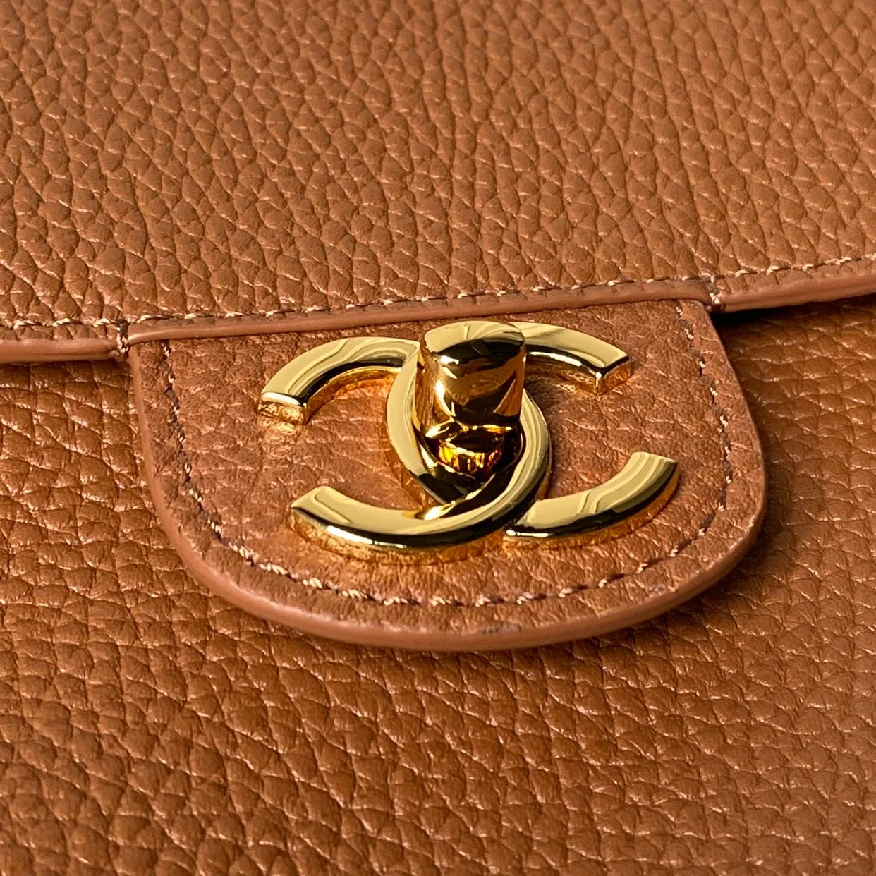 Классические Сумки Женские Chanel 18207832
