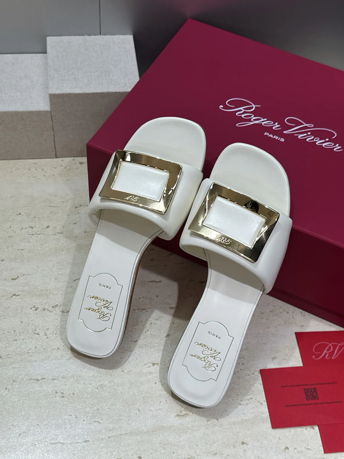 Шлепанцы Женские Roger Vivier 16910355