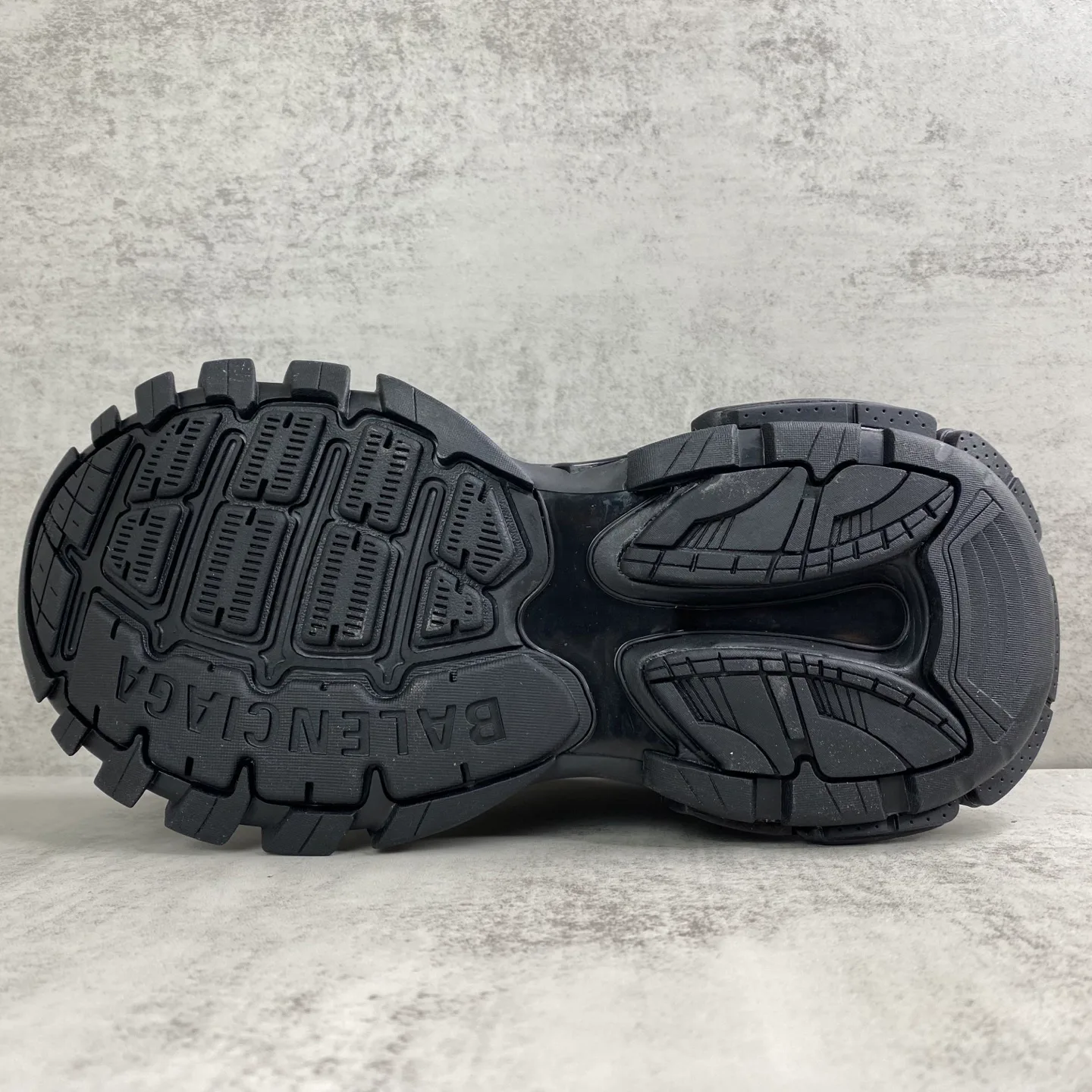 Кроссовки Женские Balenciaga 10654268