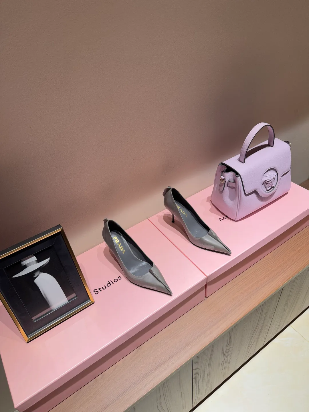 Туфли Женские Prada 11410353