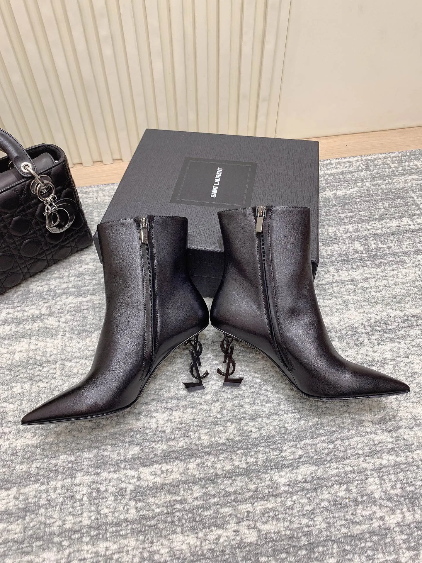 Ботильоны Женские Saint Laurent 18080430