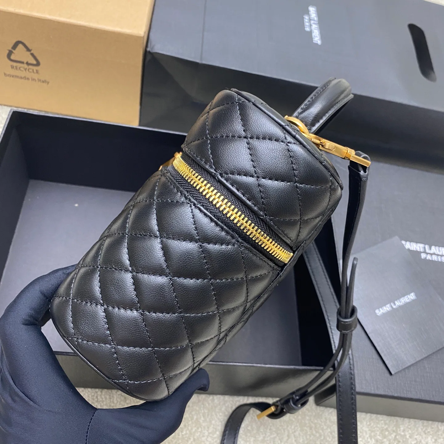 Классические Сумки Женские Saint Laurent 10000424