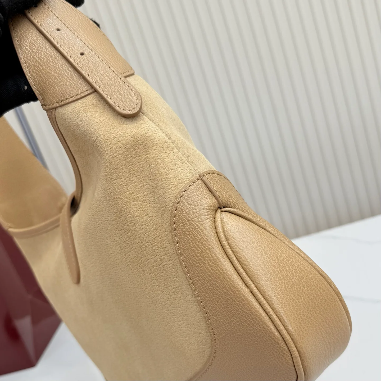 Классические Сумки Женские Gucci 17366991