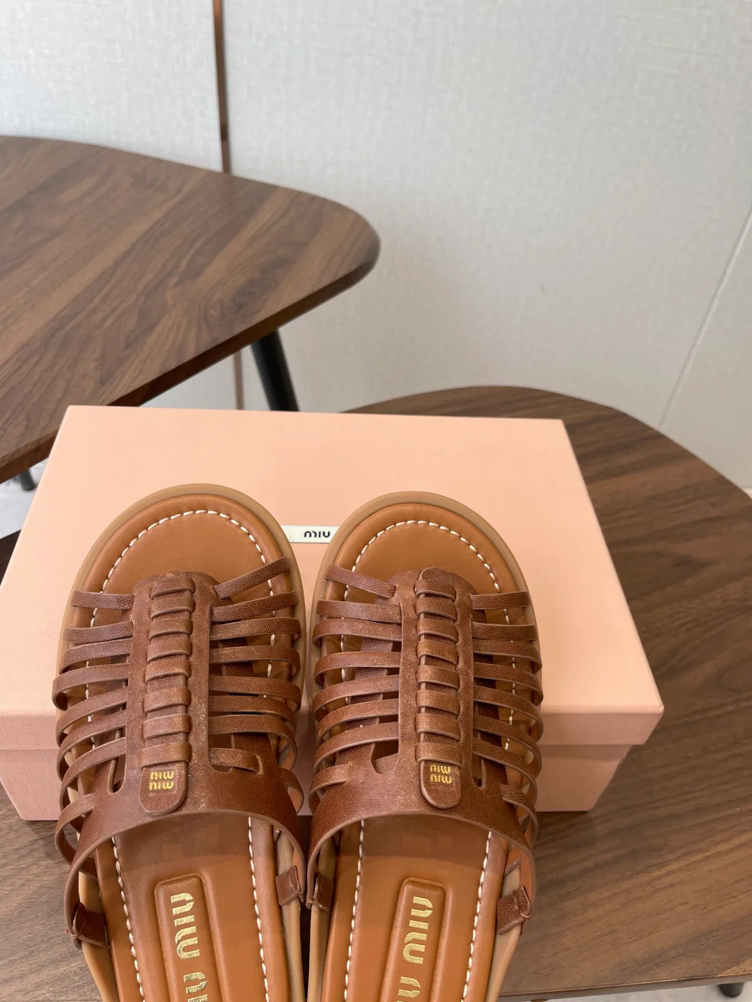 Шлепанцы Женские Miu Miu 12240268