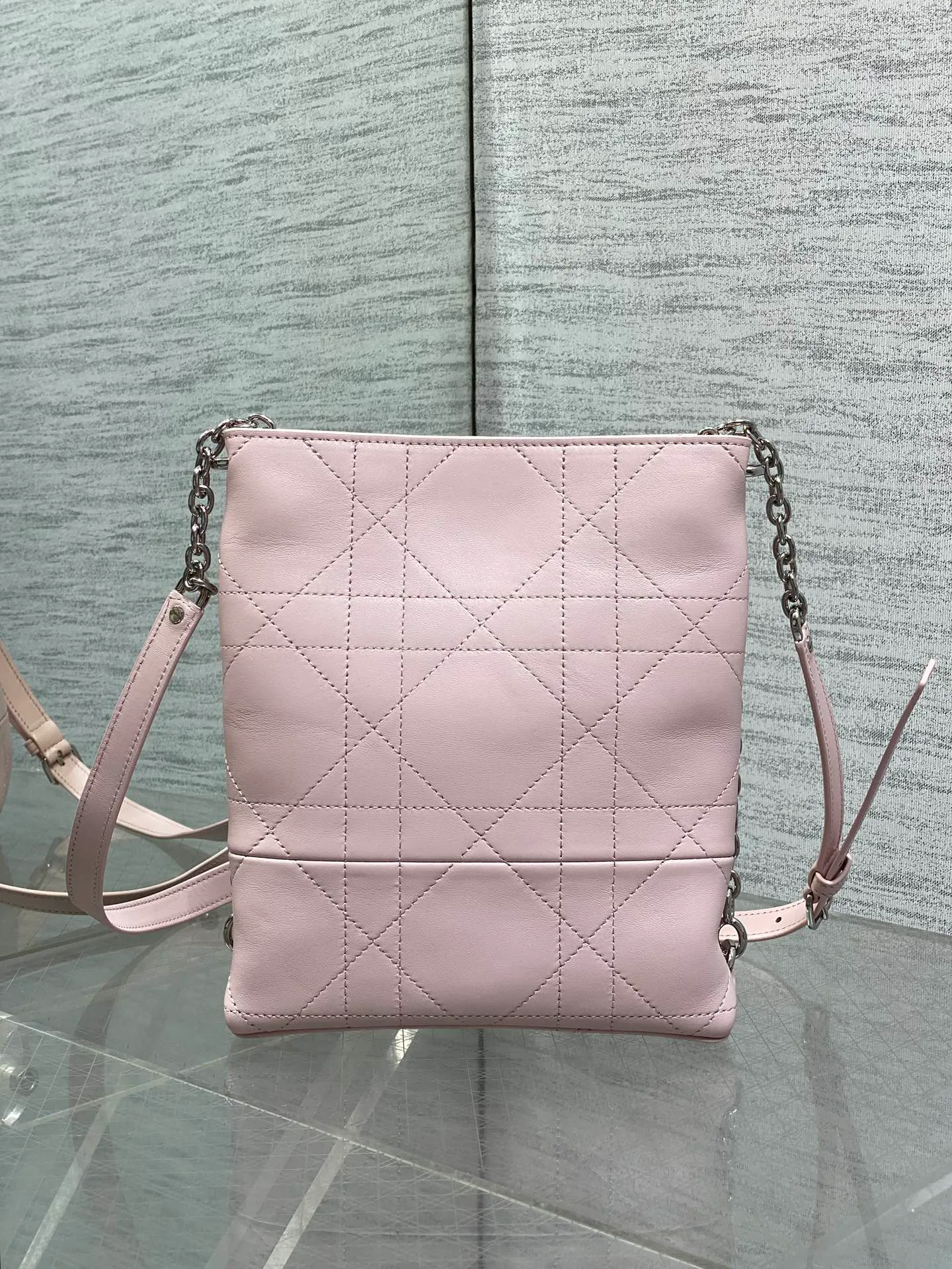 Классические Сумки Женские Christian Dior 12817836