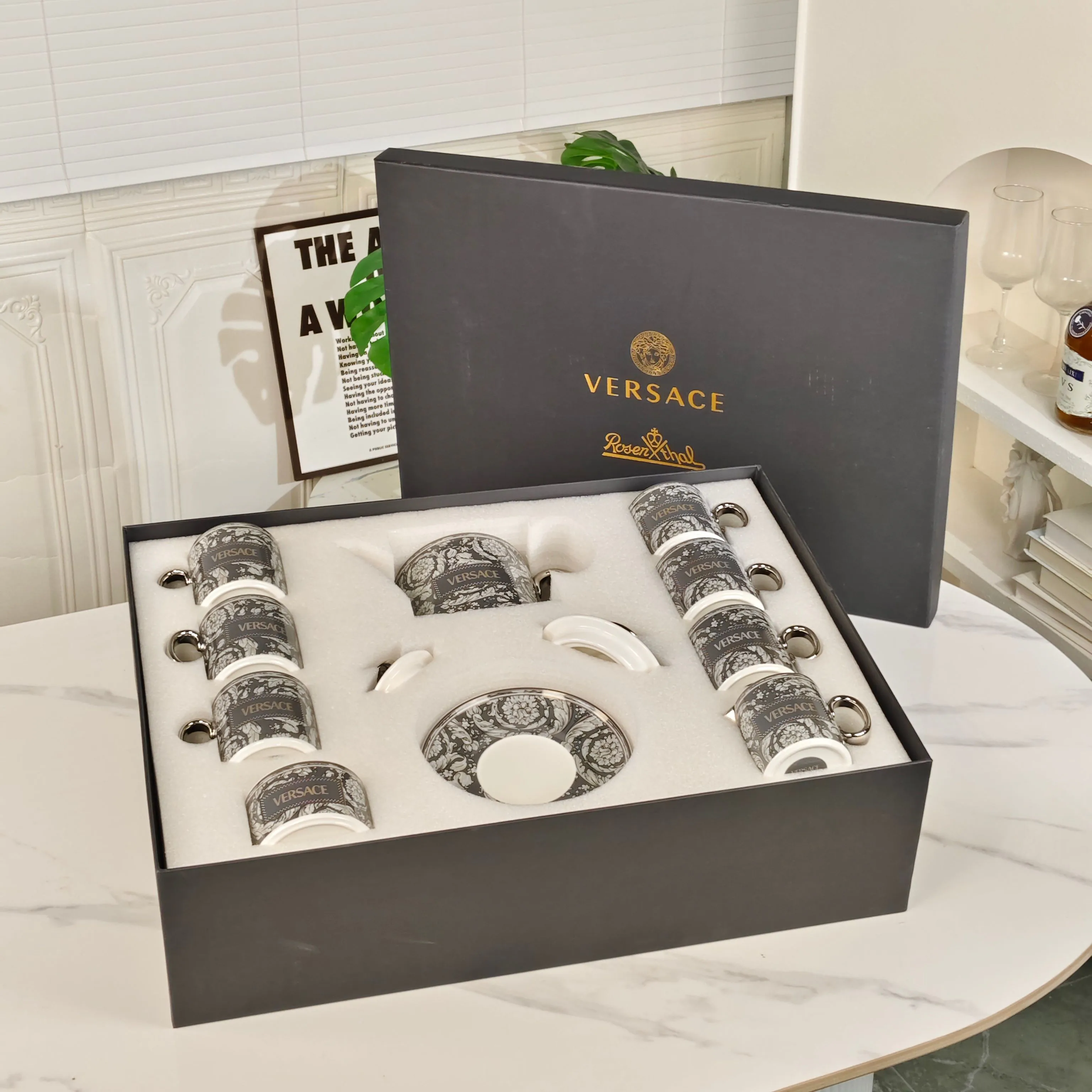 Посуда Versace 380045