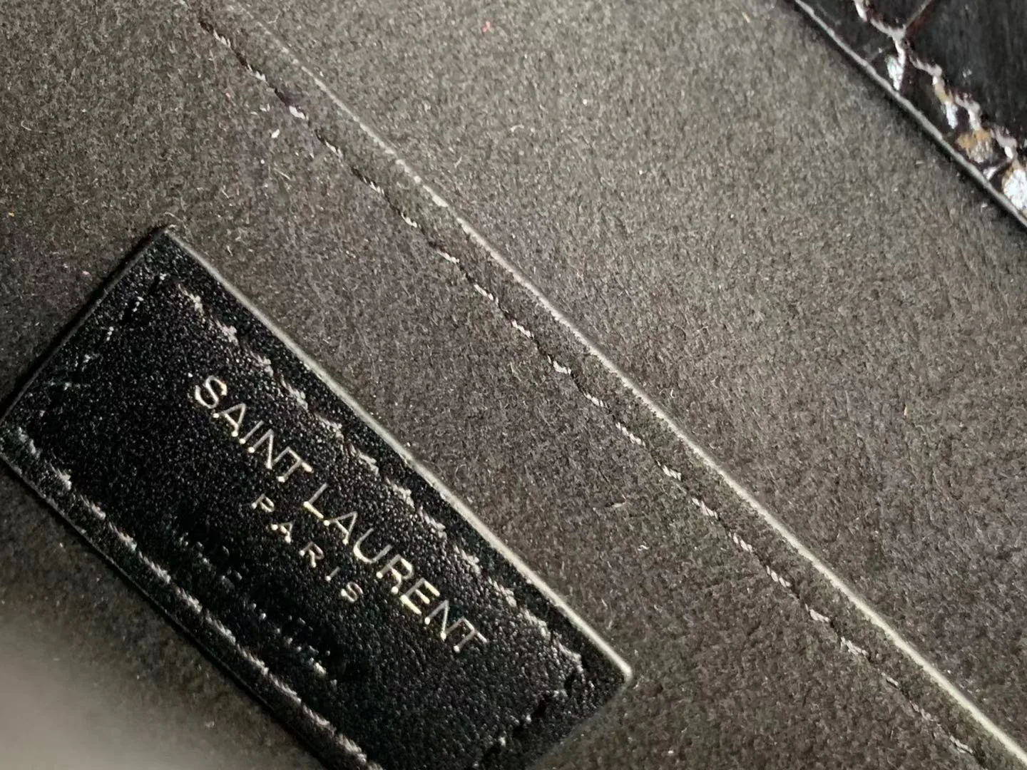 Классические Сумки Женские Saint Laurent 17385928