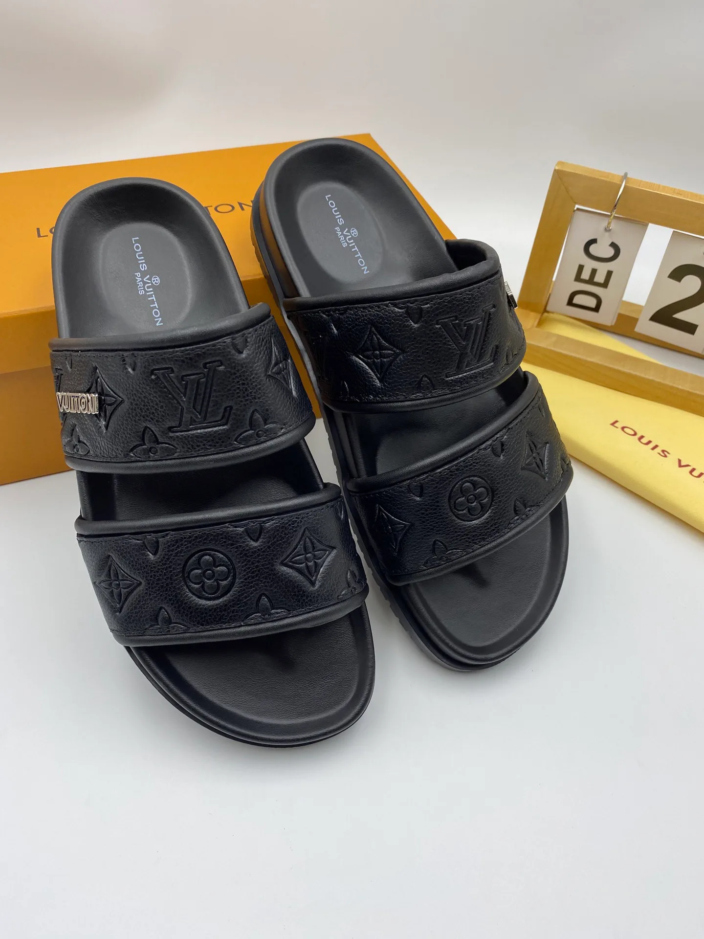 Шлепанцы Мужские Louis Vuitton 34271