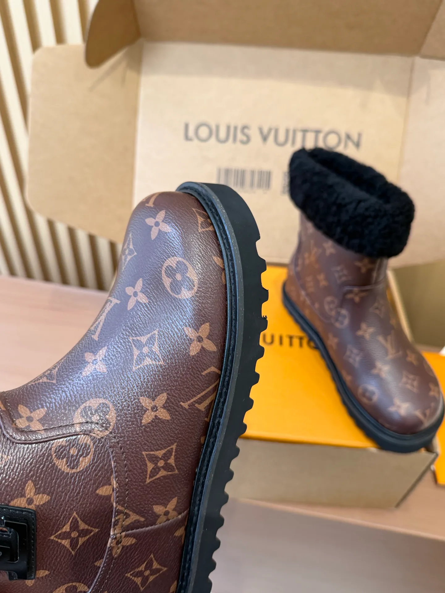 Ботинки Женские Louis Vuitton 808464