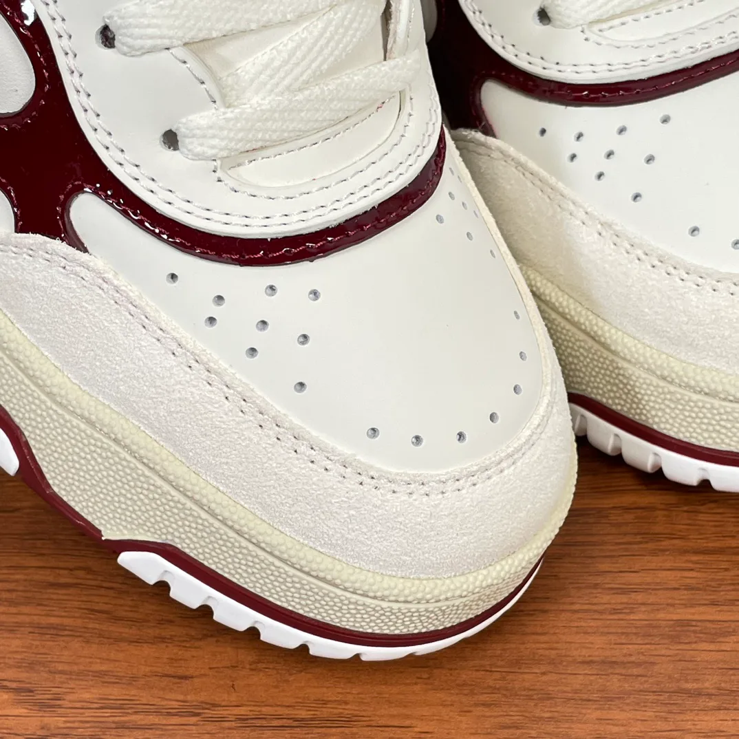 Кроссовки Женские Gucci 573290