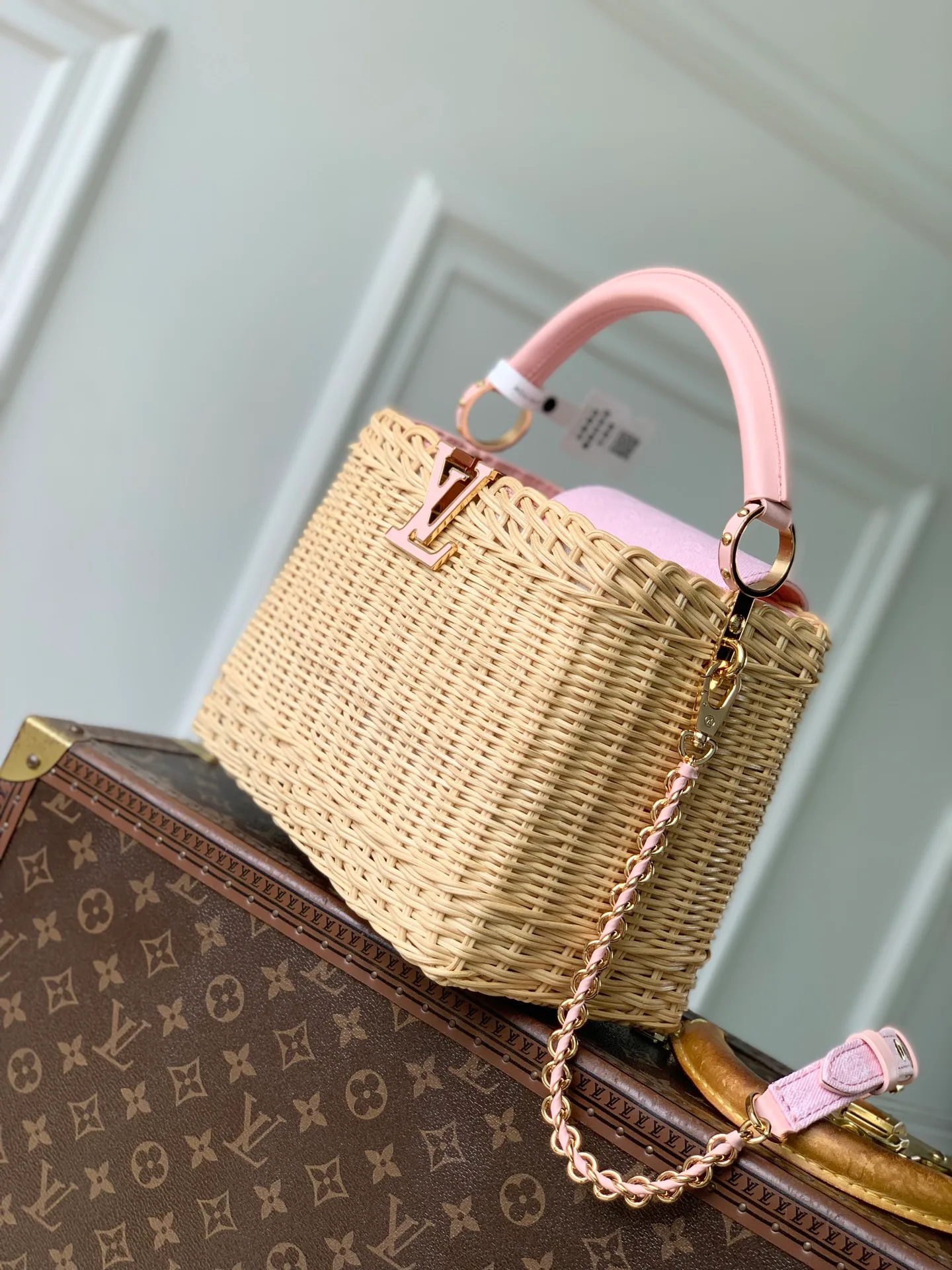 Классические Сумки Женские Louis Vuitton 18147579