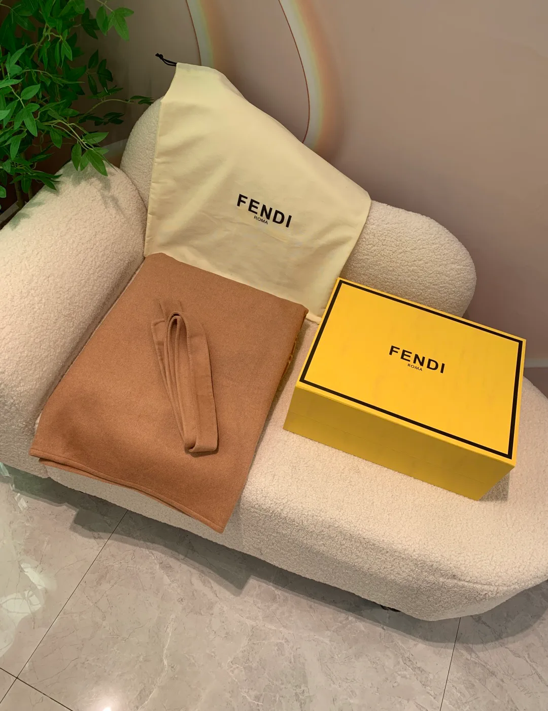 Пальто Женские Fendi 19187237