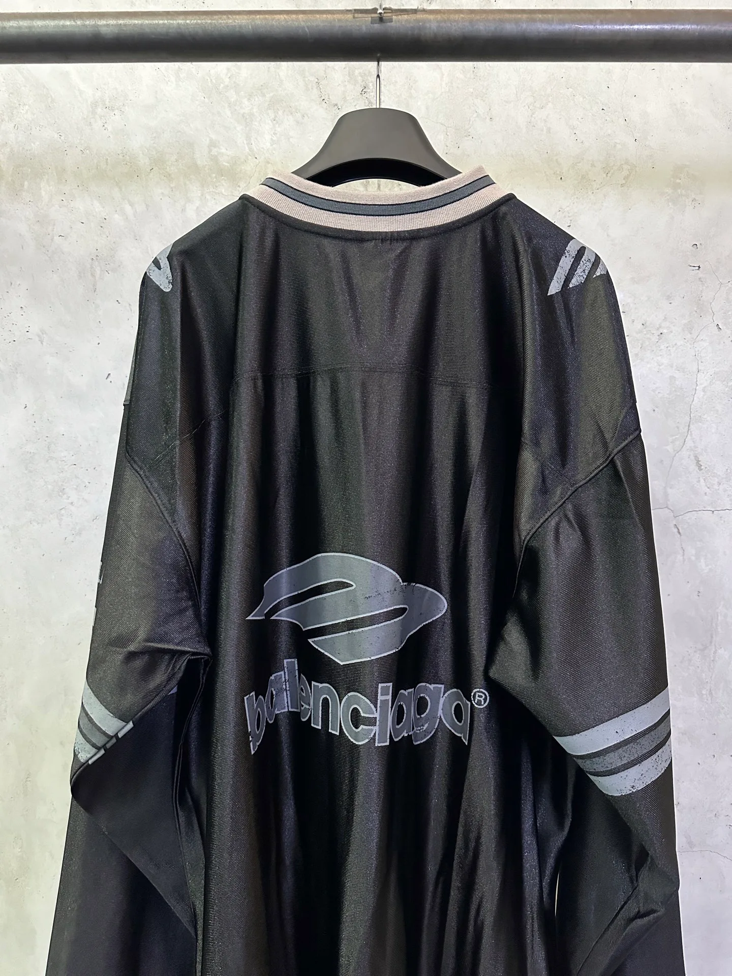 Лонгсливы Мужские Balenciaga 10028069