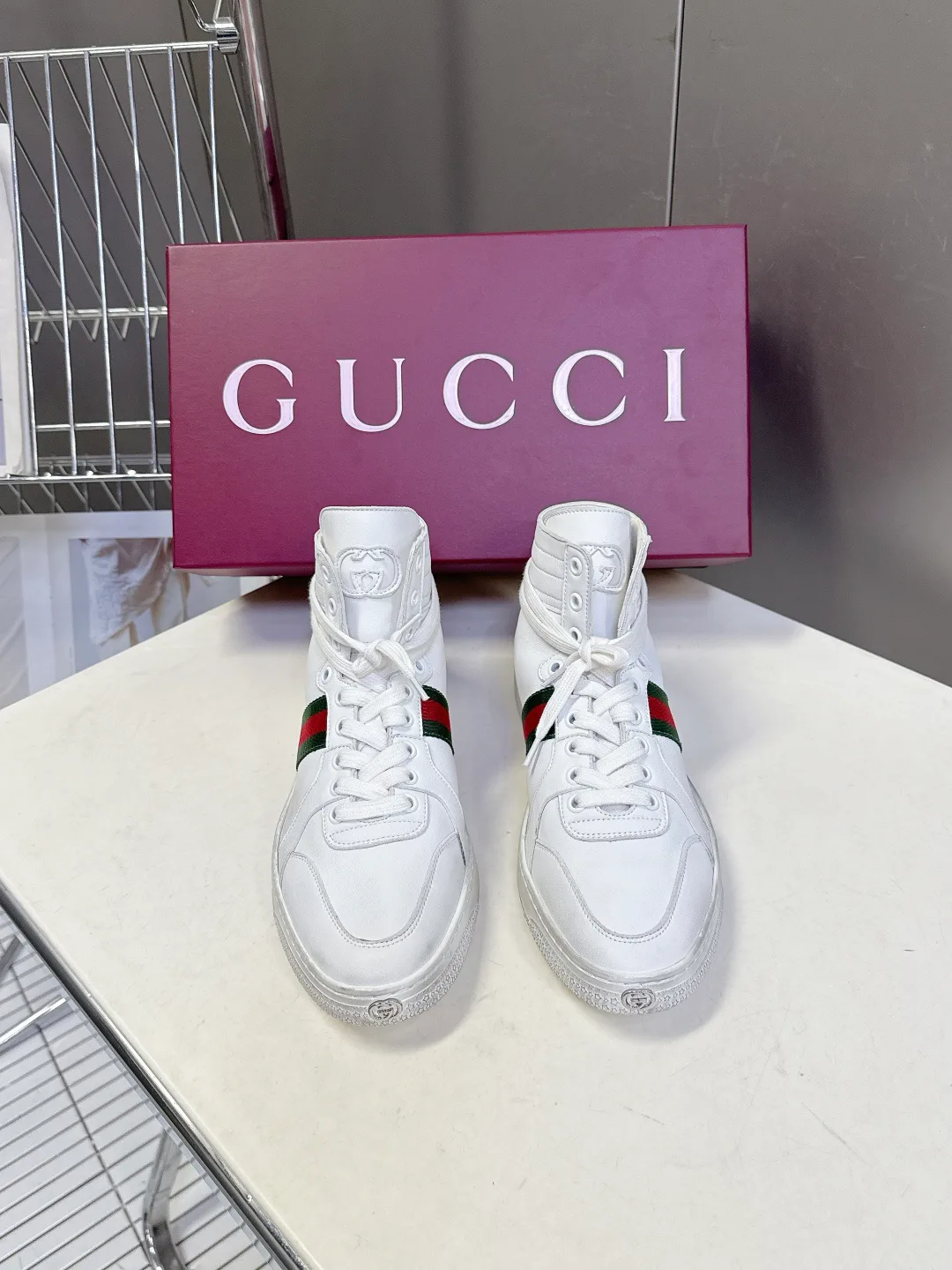 Кроссовки Женские Gucci 13095030