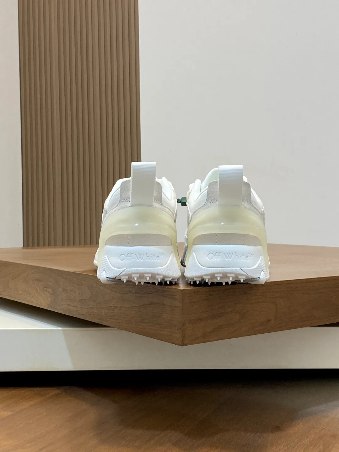 Кроссовки Женские Off-White 12842872