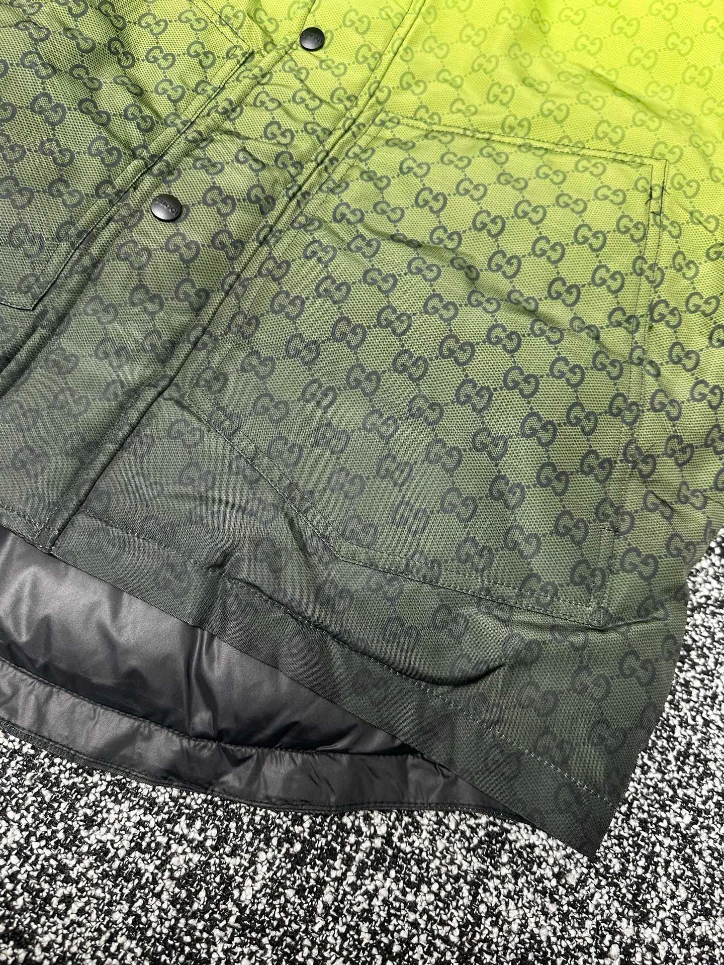 Куртки И Пуховики Женские Gucci 5380444