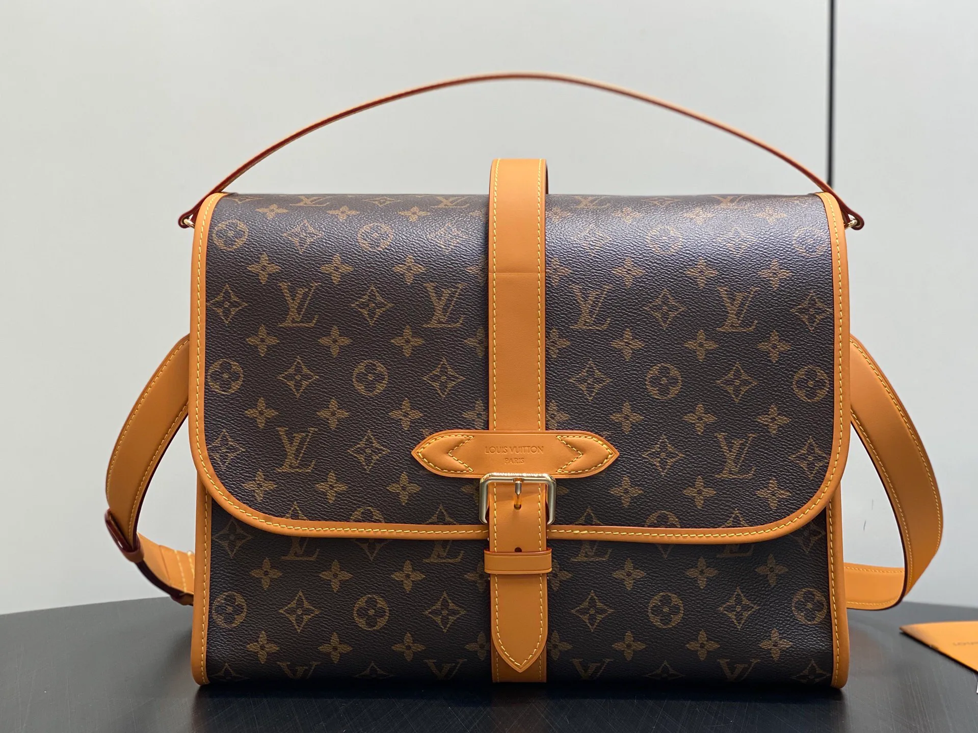 Классические Сумки Женские Louis Vuitton 18240335