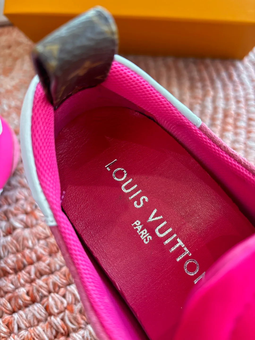 Кроссовки Женские Louis Vuitton 14164959