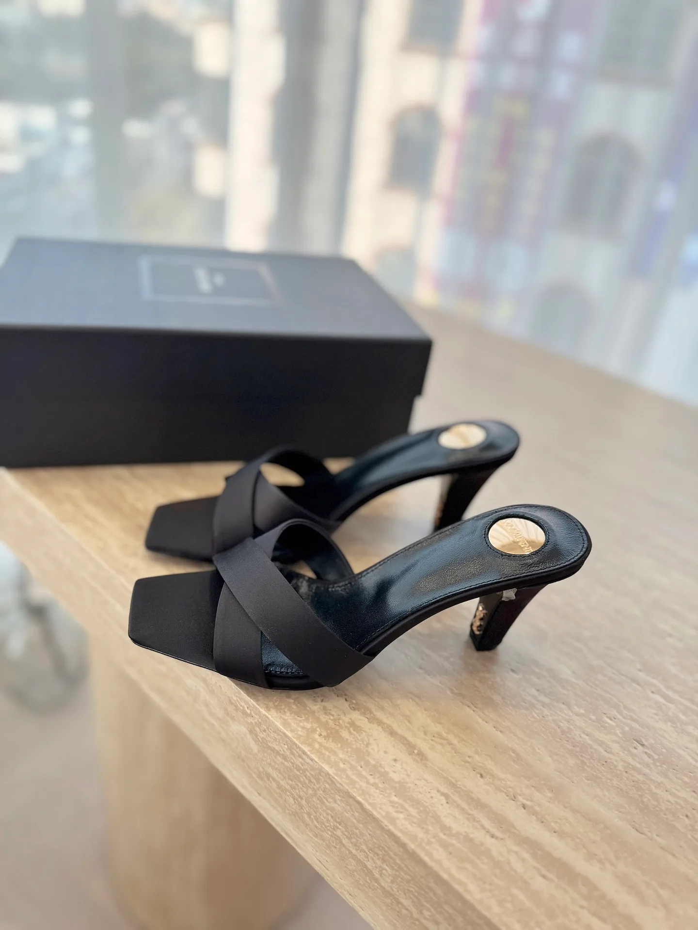 Босоножки Женские Saint Laurent 12815344