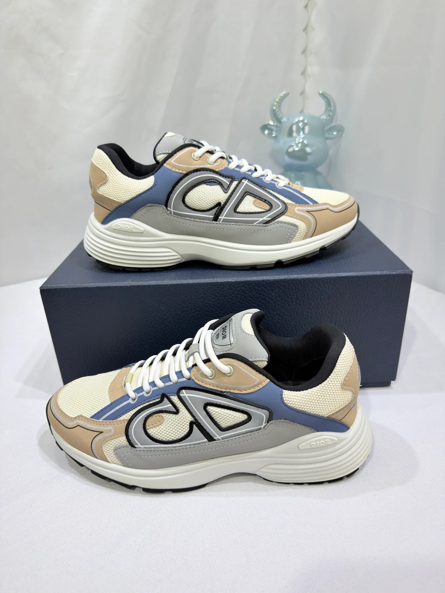 Кроссовки Женские Christian Dior 18743903