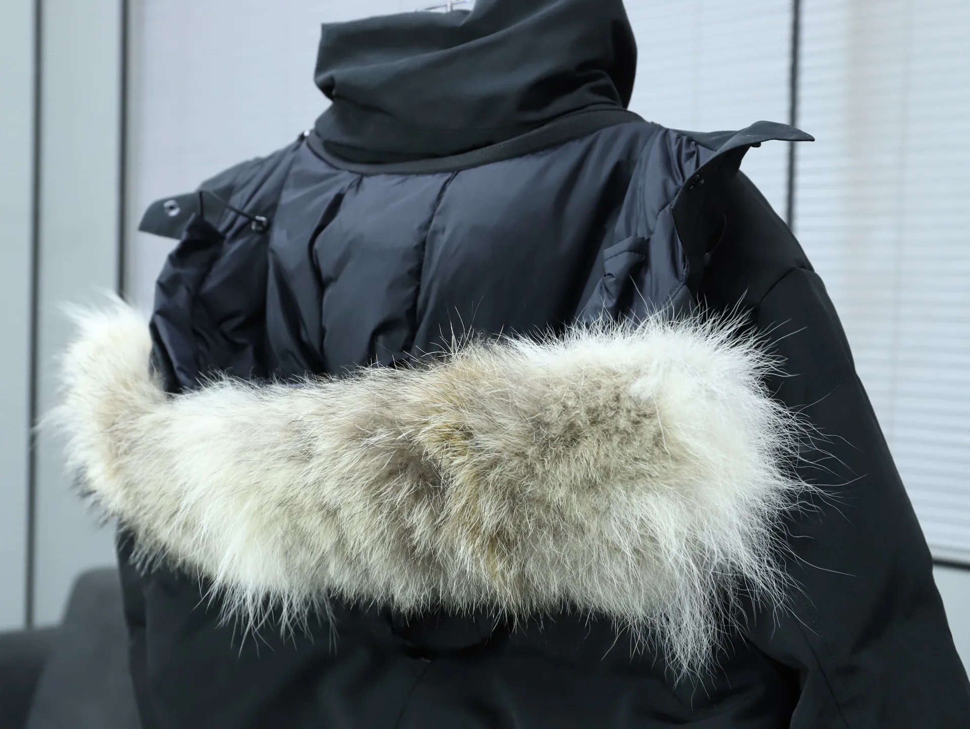 Куртки И Пуховики Женские Canada Goose 121933