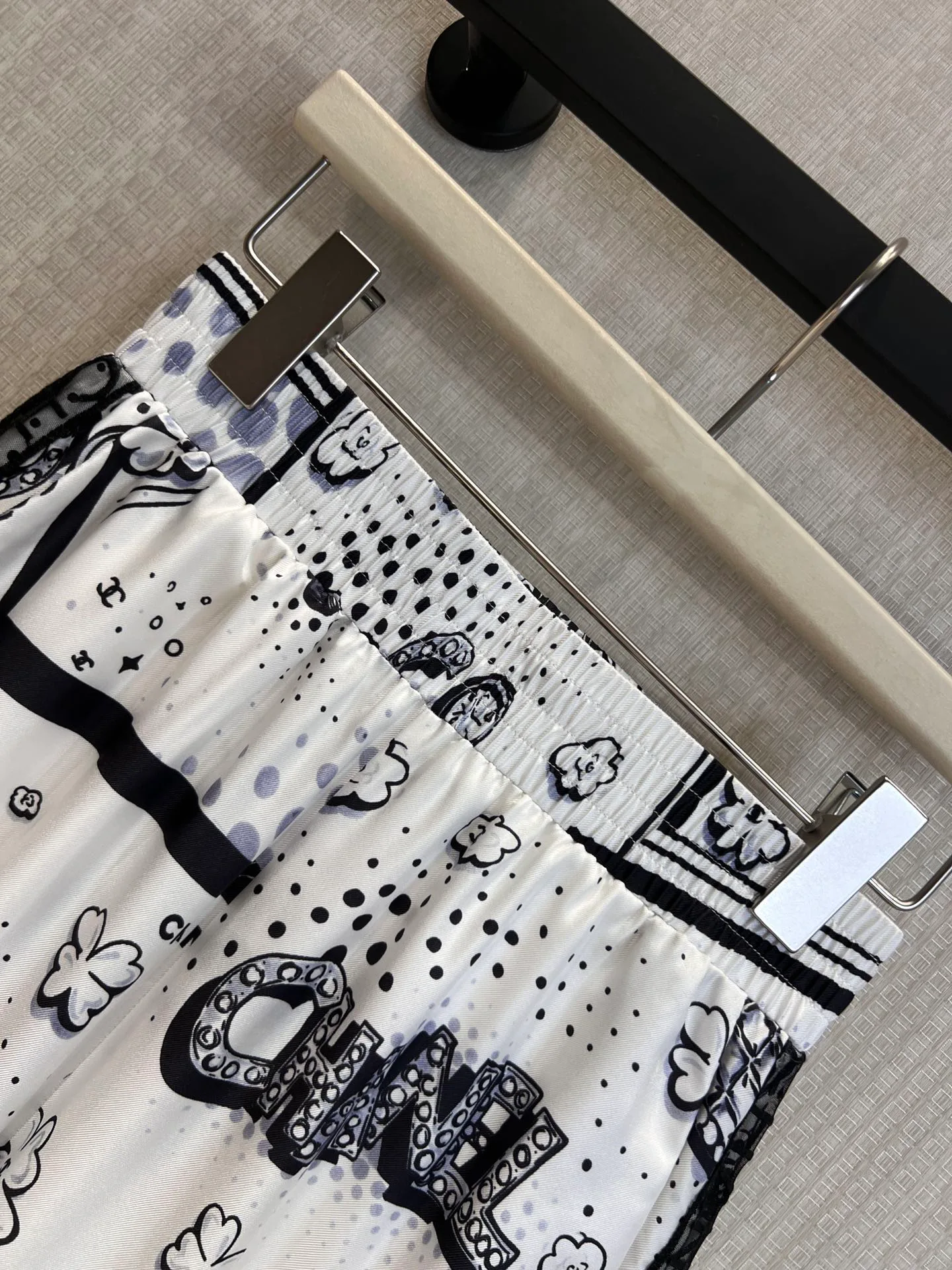 Шорты Женские Chanel 10715922