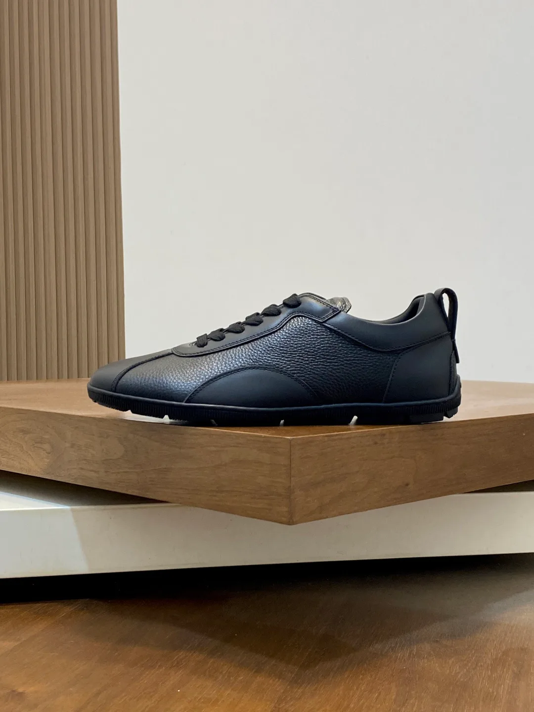 Кроссовки Мужские Armani 13136117