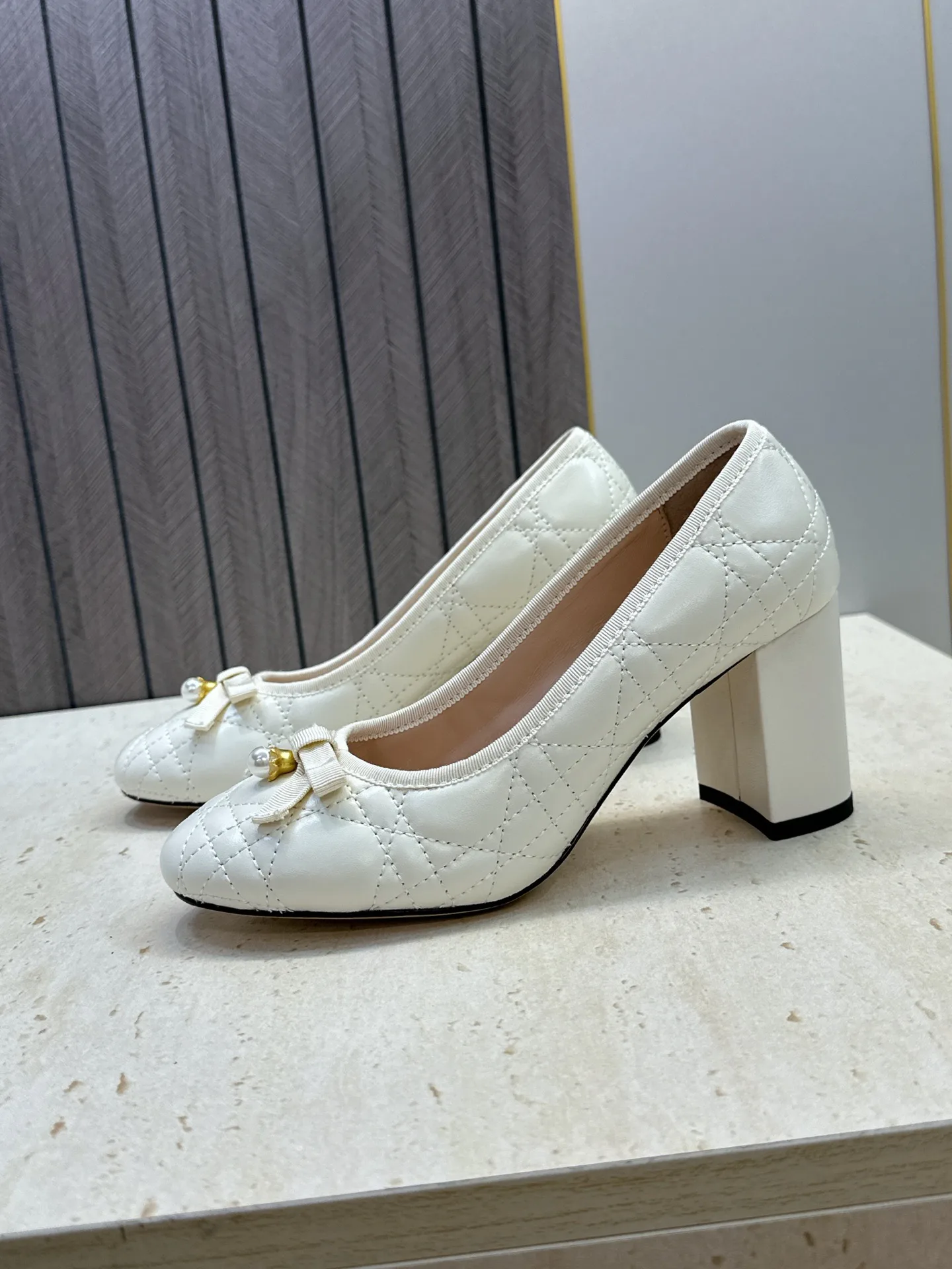 Туфли Женские Christian Dior 18132806