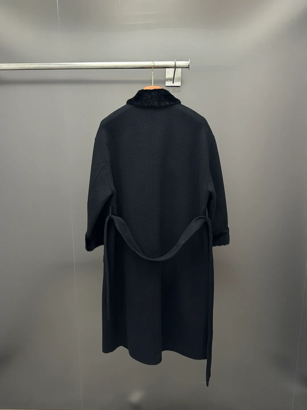 Пальто Женские Loro Piana 18456311