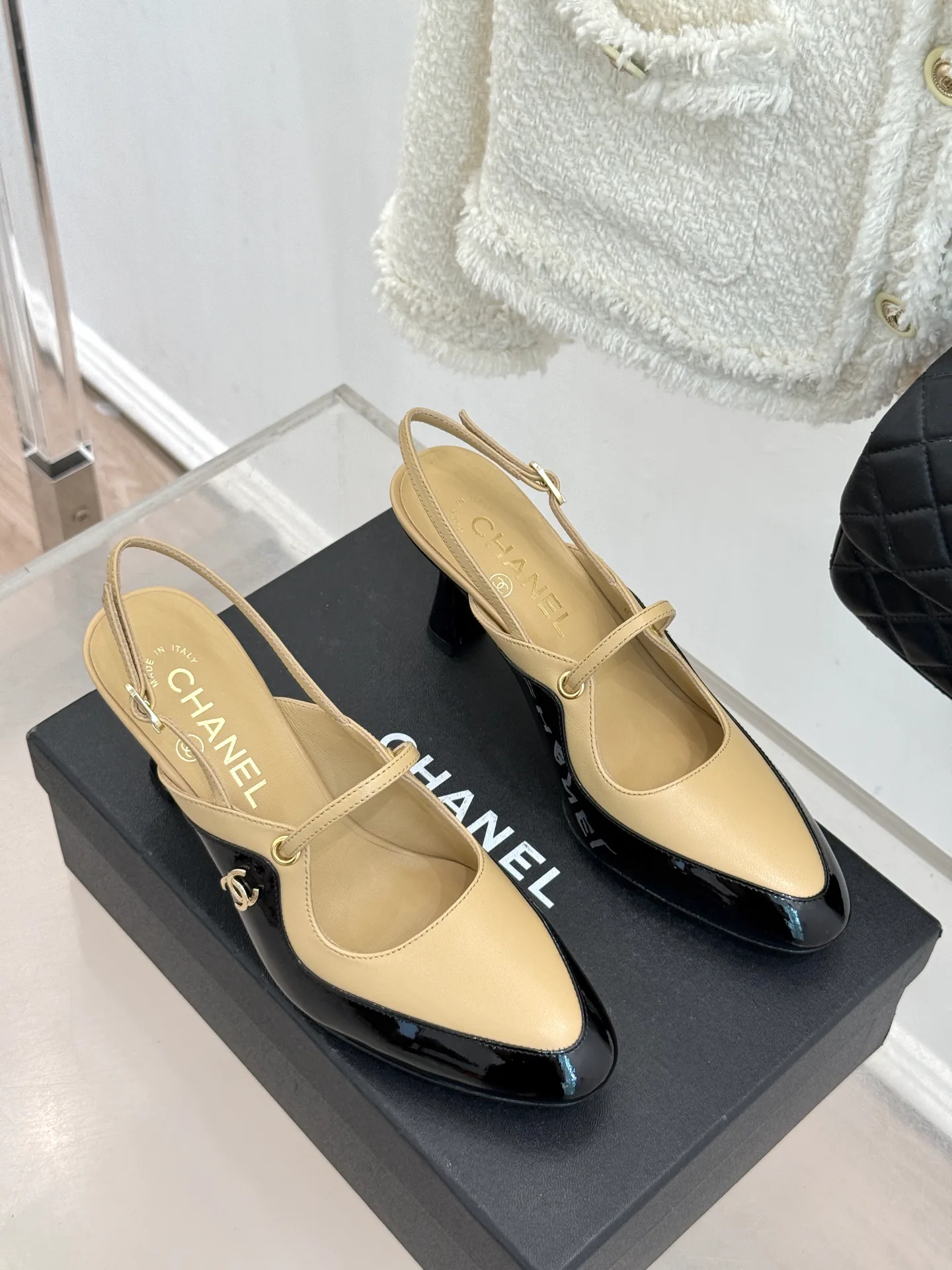 Босоножки Женские Chanel 11616598