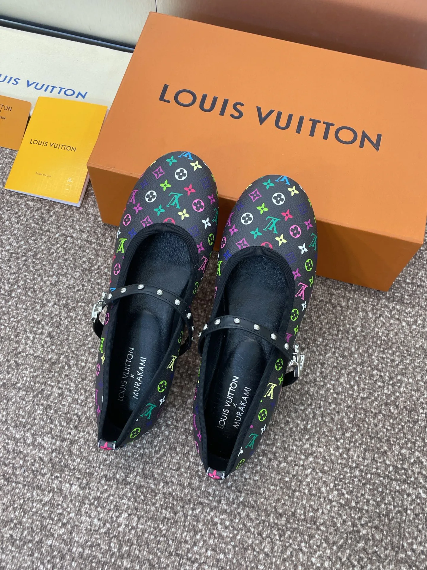 Туфли Женские Louis Vuitton 13346513