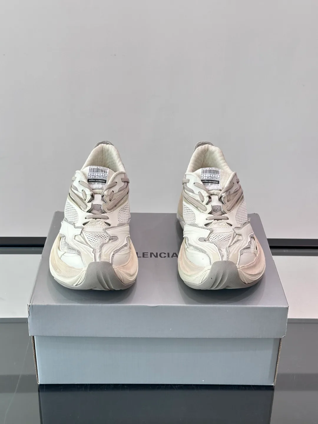 Кроссовки Женские Balenciaga 17604123