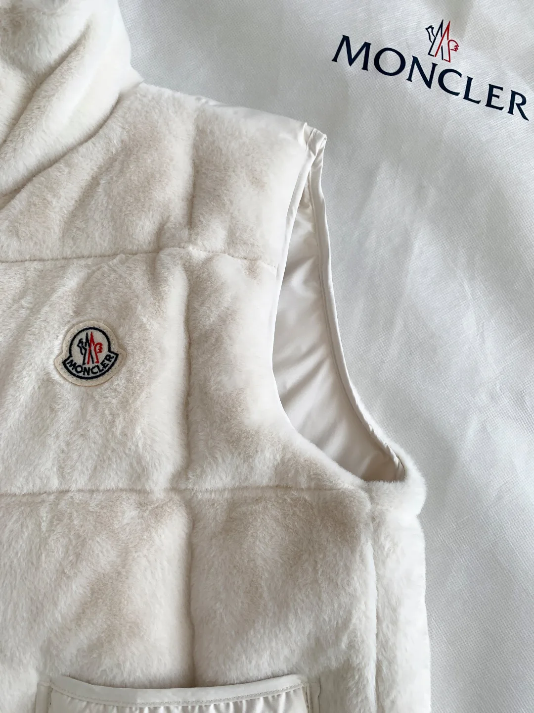 Жилеты Мужские Moncler 1270836
