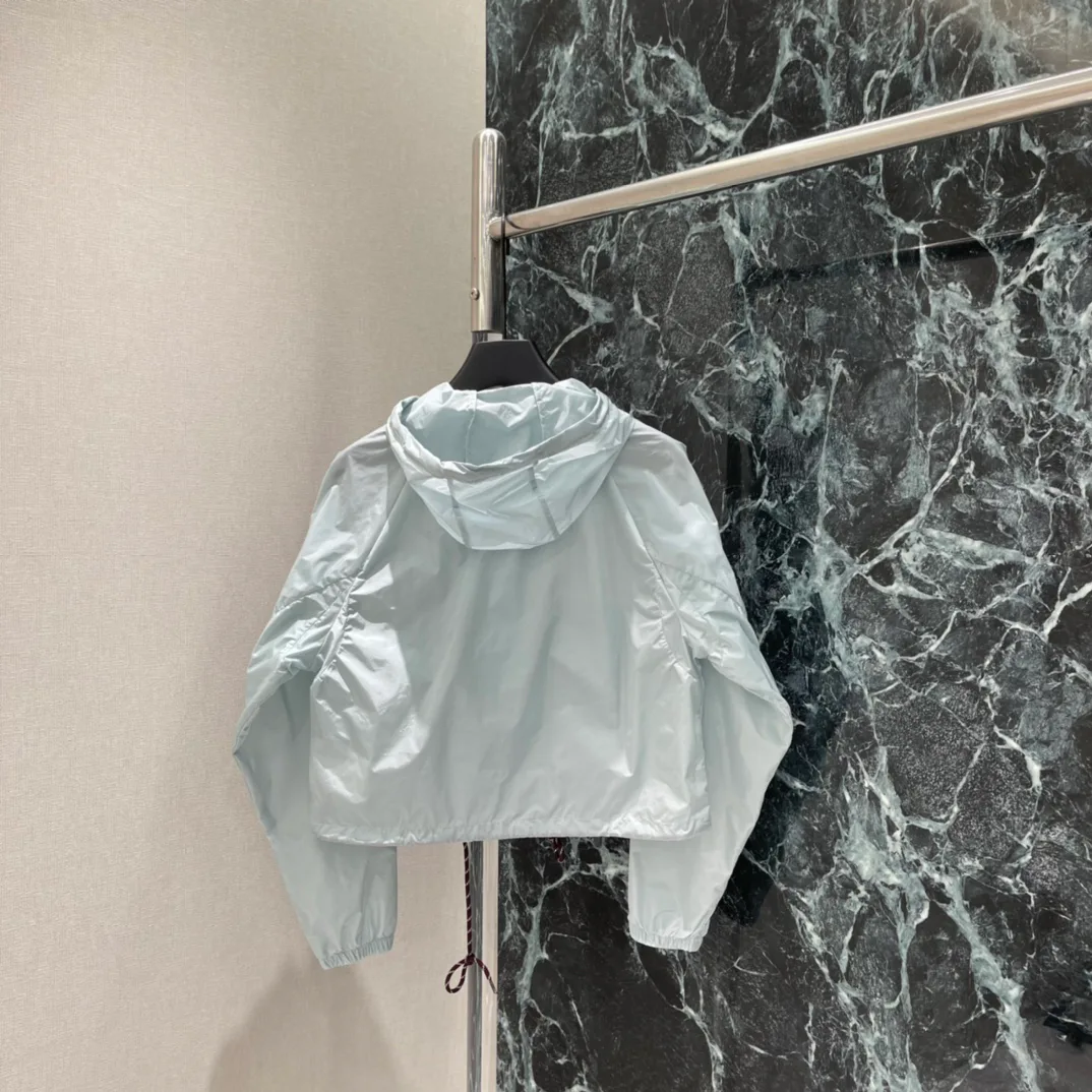 Куртки И Пуховики Мужские Prada 13559149